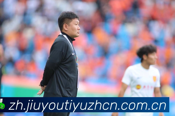 尼克斯风波再升温史密斯直言与哈特背后关系深厚成长观察:最新赛事动态与深度分析 尼克斯风波再升温史密斯直言与哈特背后关系深厚成长观察:最新赛事动态与深度分析